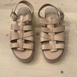 Seychelles On Road Sandals Size 9